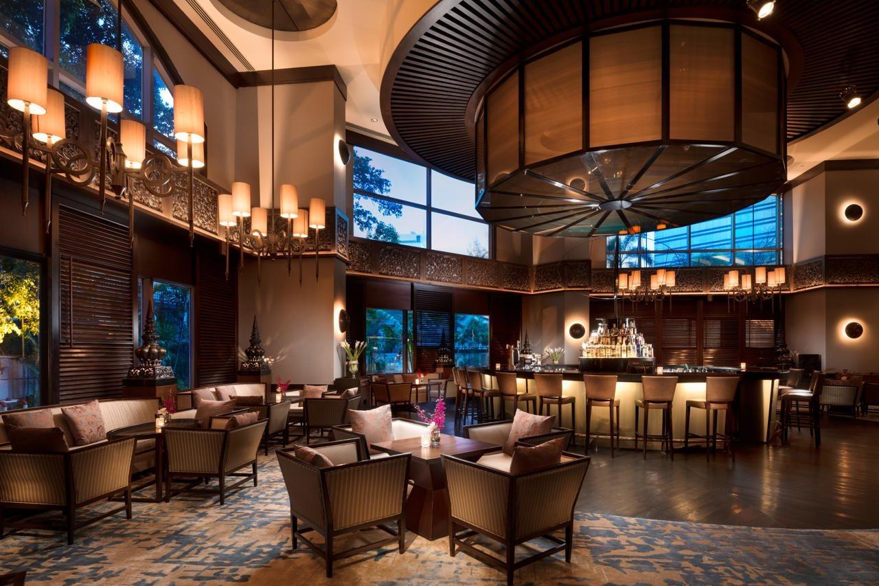 Doubletree By Hilton Bangkok Ploenchit Exterior foto