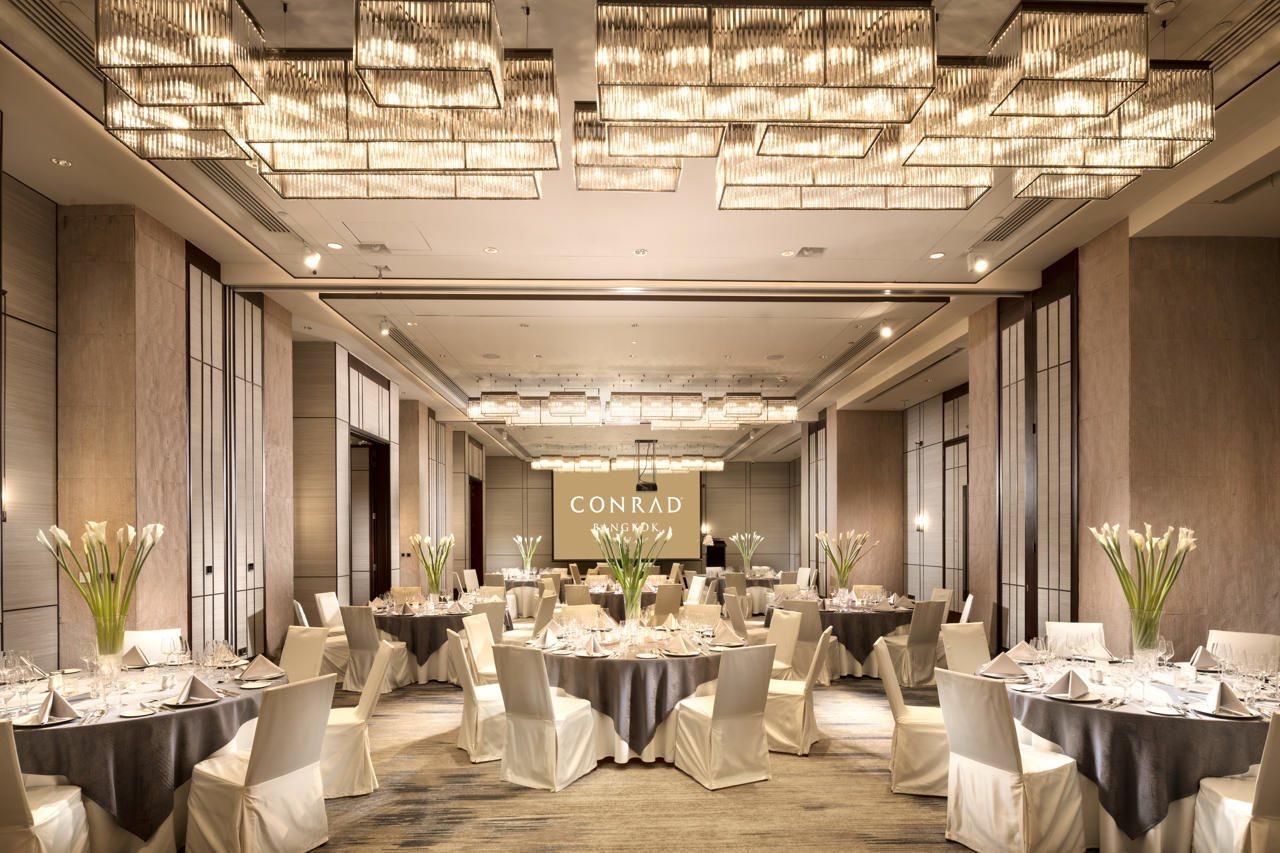 Doubletree By Hilton Bangkok Ploenchit Exterior foto