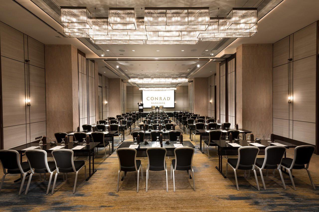 Doubletree By Hilton Bangkok Ploenchit Exterior foto
